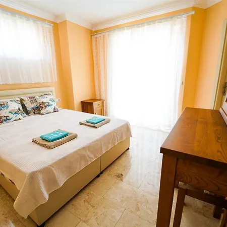 Heaven Villa *